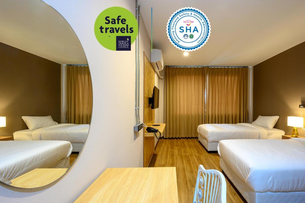 Grand Hotel Buriram Room photo